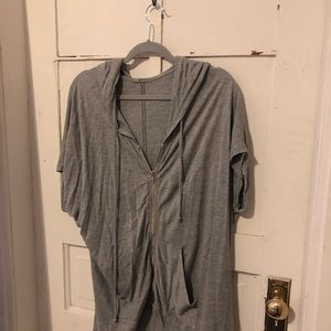 Oversized short sleeve hoodie with touching